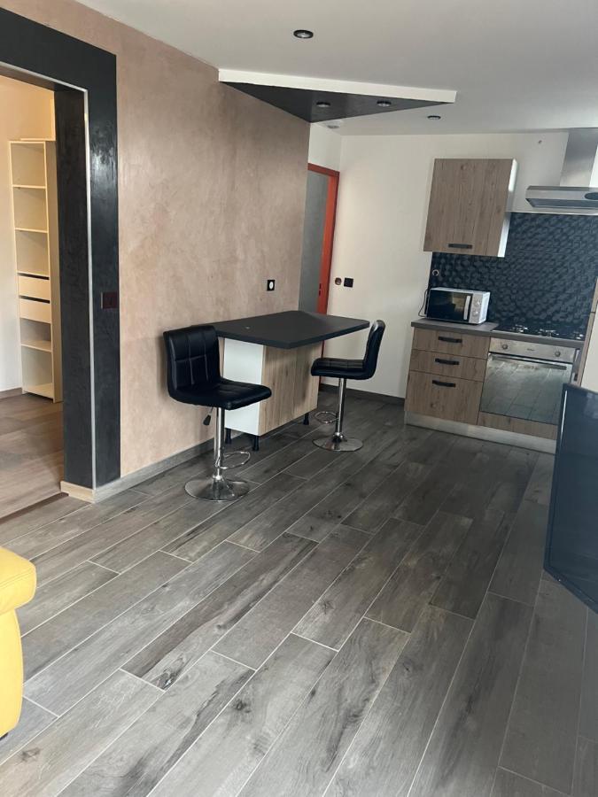 Residence Bord De Loire Euro 6 Decize Eksteriør bilde