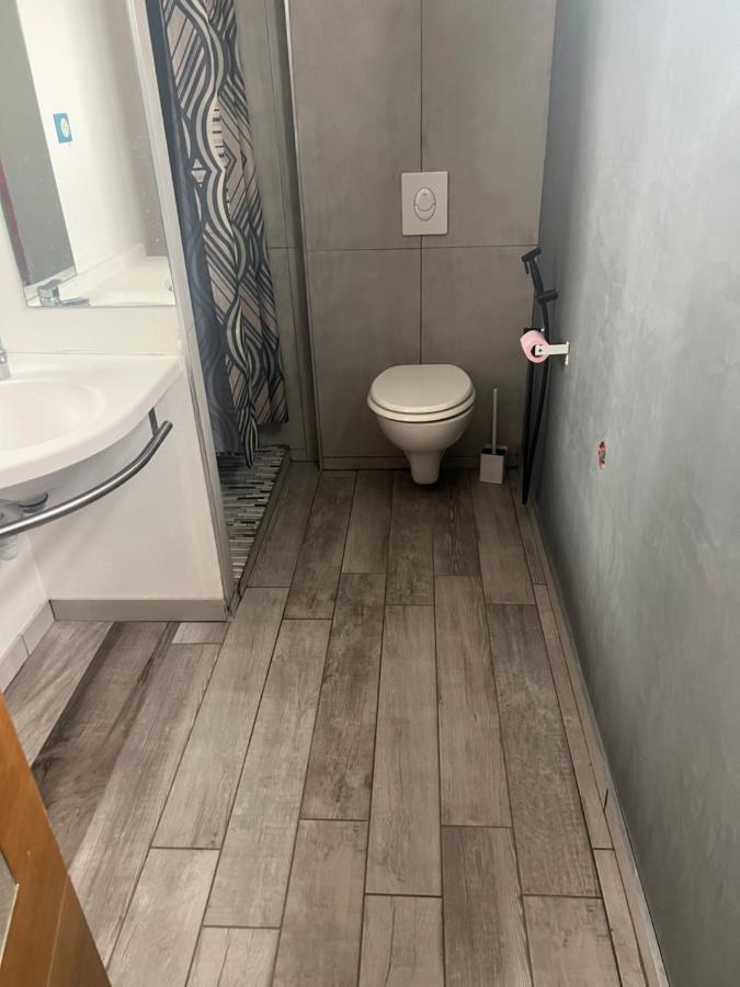 Residence Bord De Loire Euro 6 Decize Eksteriør bilde